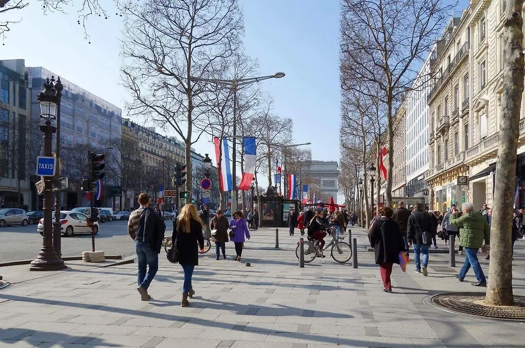 Avenue Des Champs-elysees شقة باريس